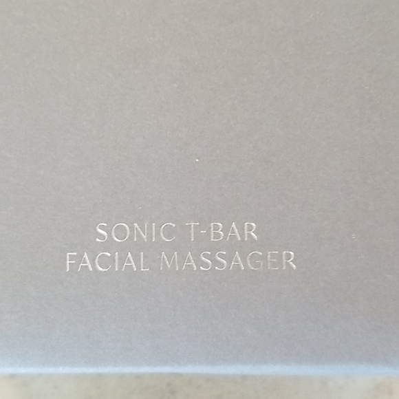 Sonic Face Massager - Picture 2 of 6